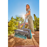 Gardena Akumulatorski večnamenski čistilnik AquaBrush patio 03/18V P4A komplet