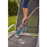 Gardena Cleansystem ročna krtača M, mehka, s priključkom za cev, za čiščenje manjših površin