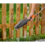 Gardena Cleansystem ročna krtača M, mehka, s priključkom za cev, za čiščenje manjših površin 18841-20