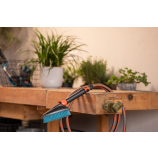 Gardena Cleansystem ročna krtača M, trda, za čiščenje manjših površin