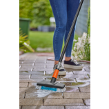 Gardena Cleansystem ročna trda krtača, krtača za čiščenje večjih, trpežnih površin