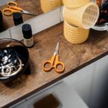 Fiskars klasične škarice za nohte z zaobljenimi konicami 1075060