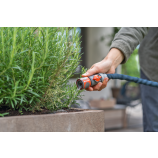 Gardena tekstilna cev Liano™ 10 m s priključkom za notranje vodovodne pipe – komplet