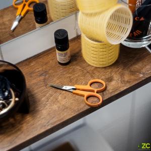 Fiskars Škarjice za nohte z ukrivljenimi rezili, 10 cm 1075058